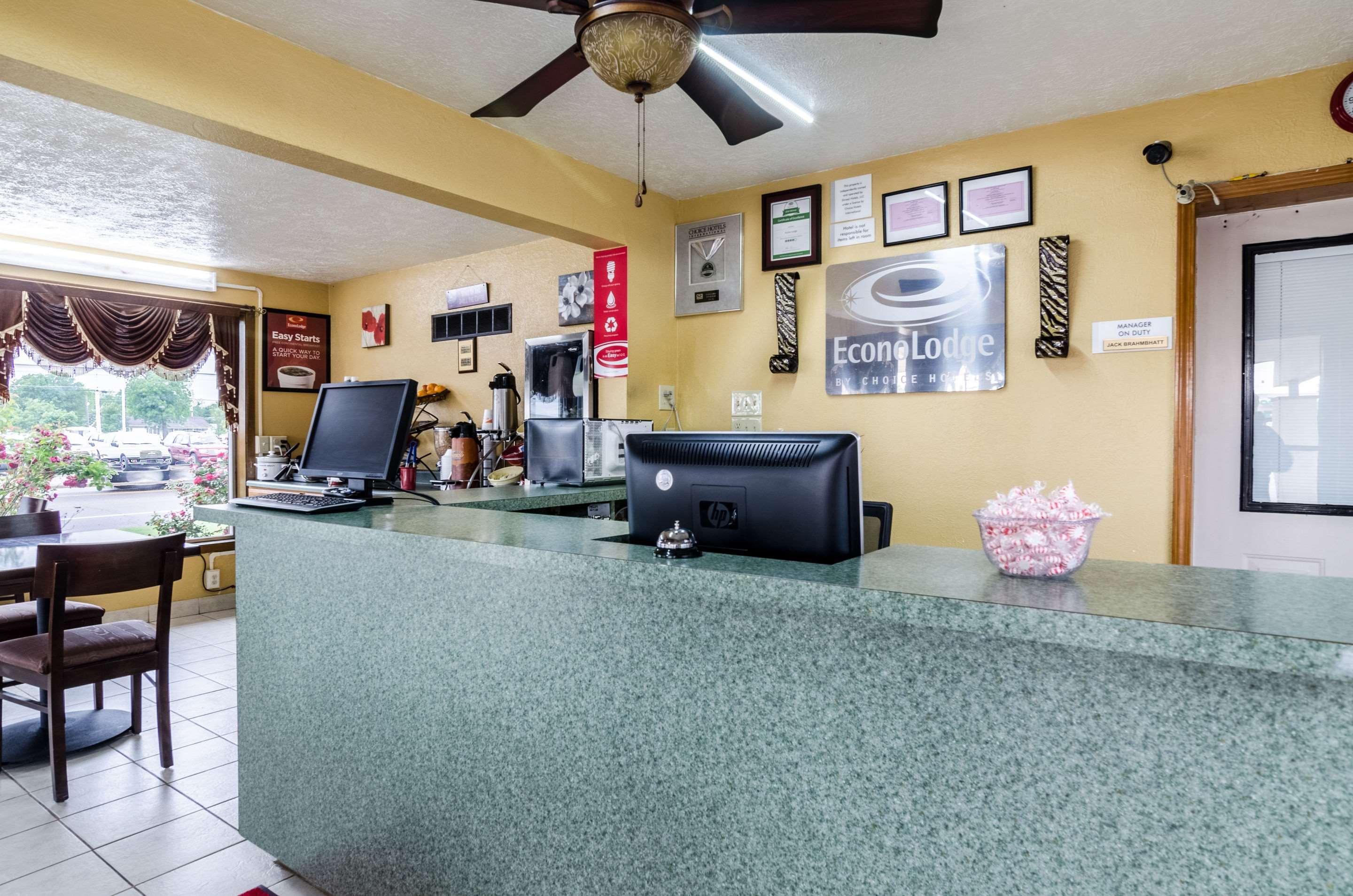 Econo Lodge Winfield Εξωτερικό φωτογραφία
