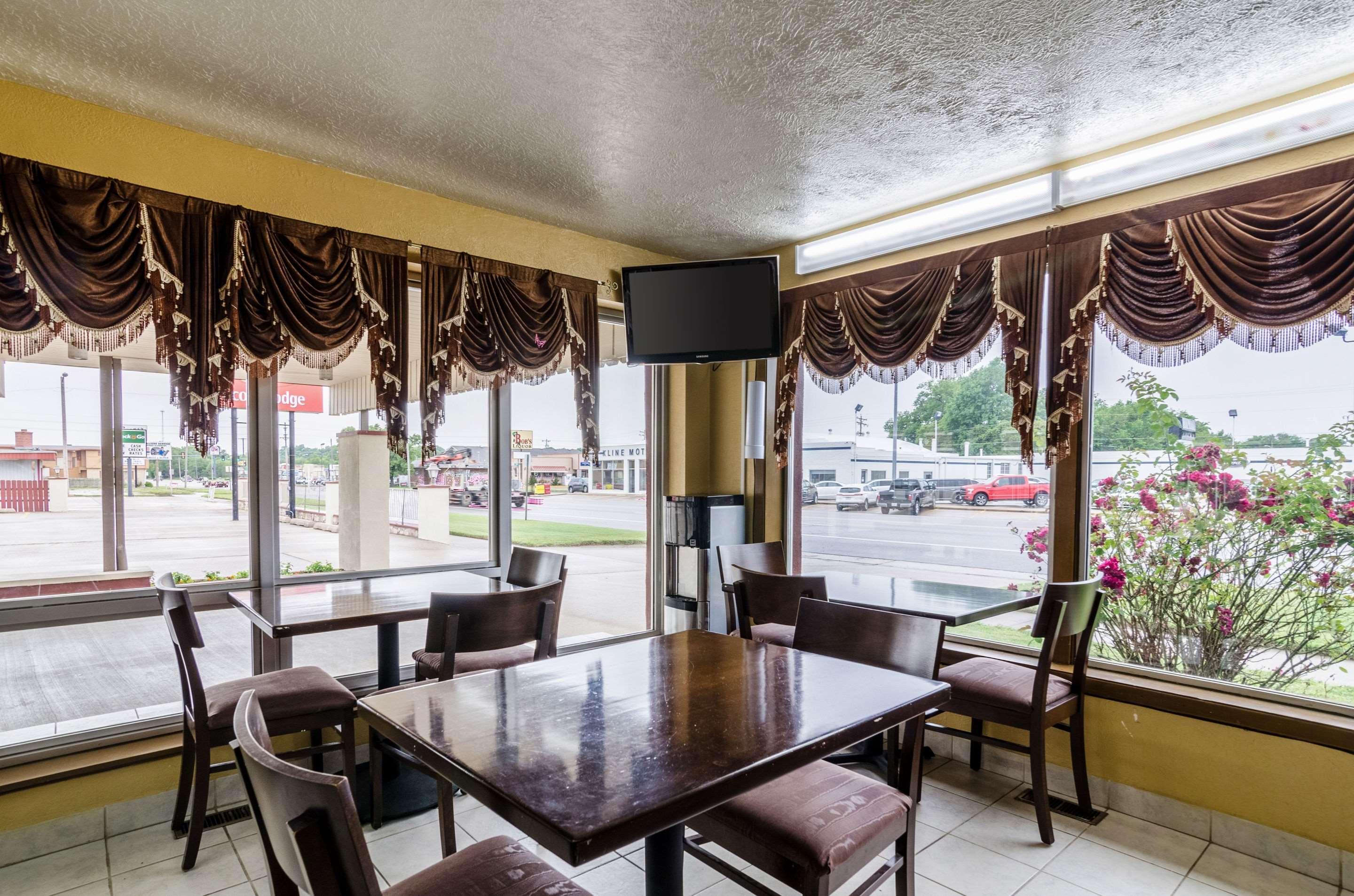 Econo Lodge Winfield Εξωτερικό φωτογραφία