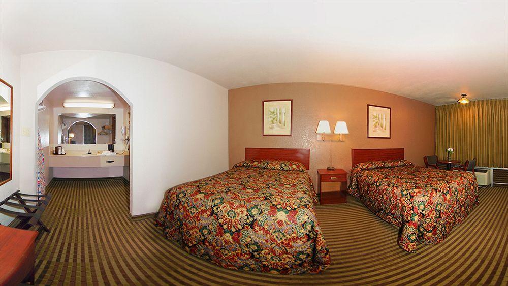 Econo Lodge Winfield Εξωτερικό φωτογραφία